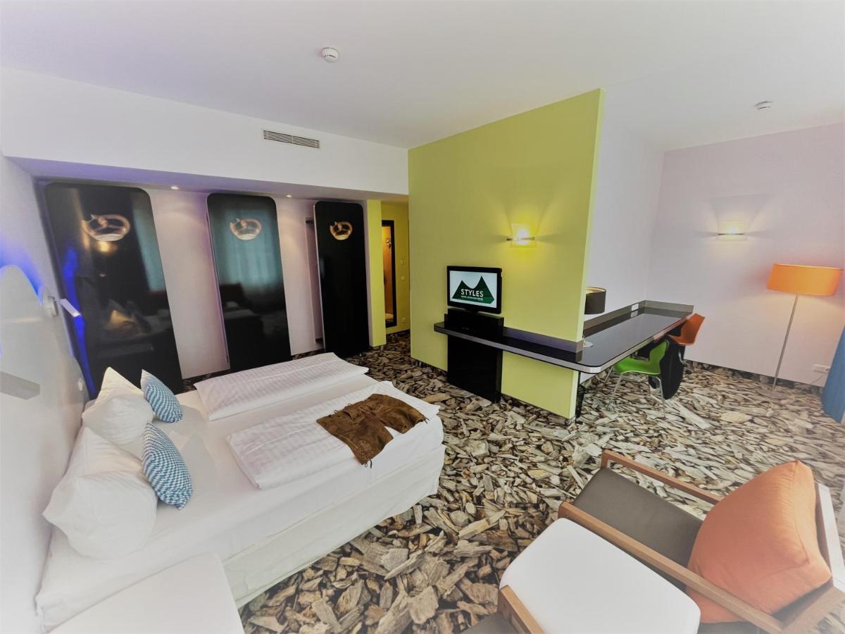 Styles Hotel Muenchen Messe - Munich — Photos 1